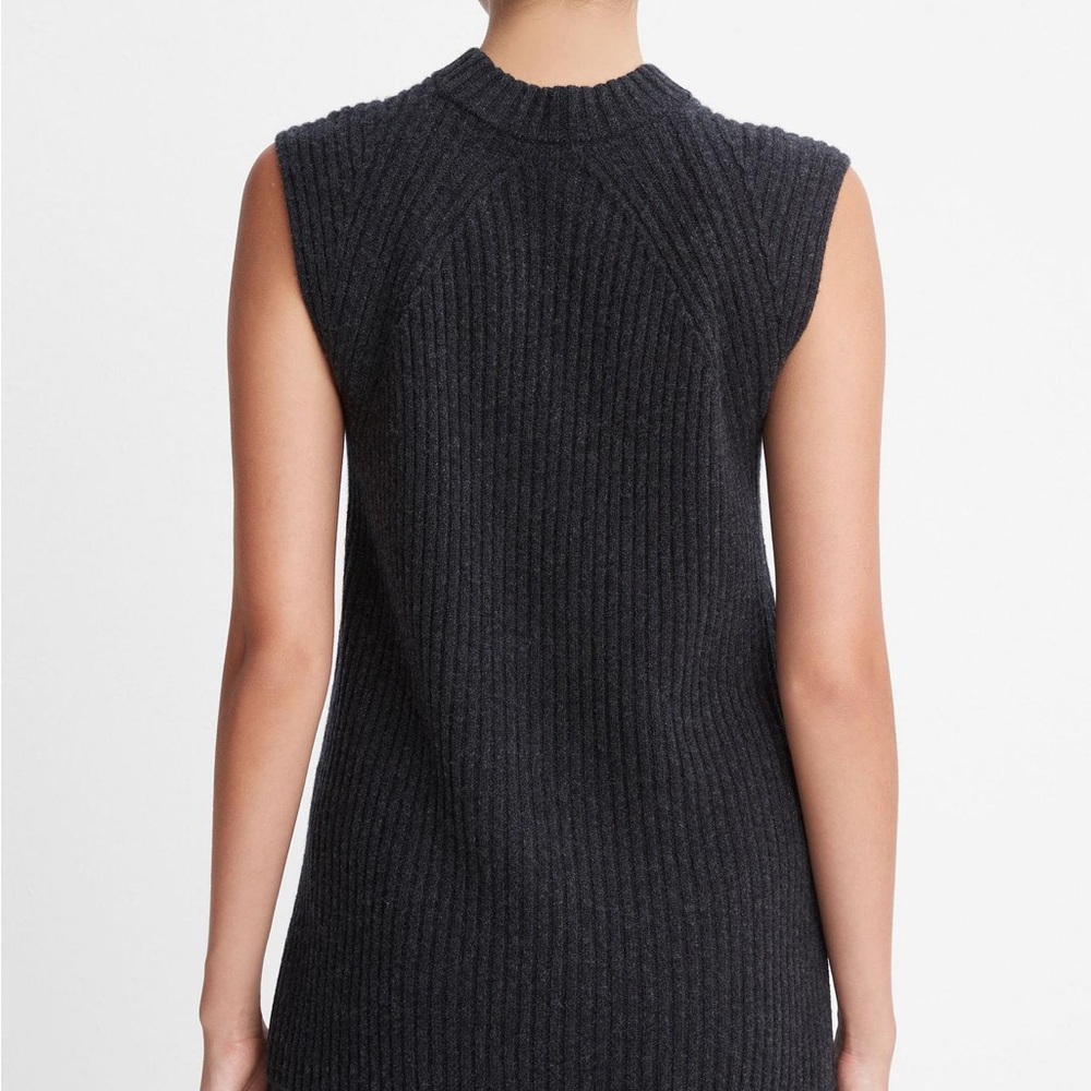 Vince Cashmere & Wool Sleeveless Sweater Vest with Collar